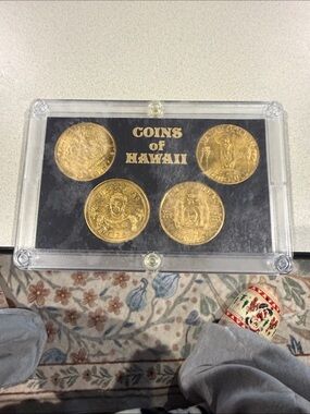 Coins of Hawaii Gold Tone Collectible Set